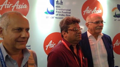 Pierre Assouline et le réalisateur Nikita Mikhalkov, invité d'honneur de l'IFFI.